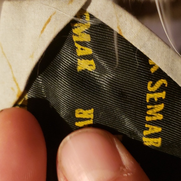 A pair of ties by  Batik Semar - Picture 5 of 5